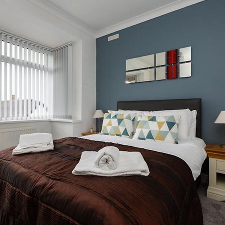 Hillside House - 2 Bedrooms Parking Wi-Fi Hospital Blackpool Luaran gambar