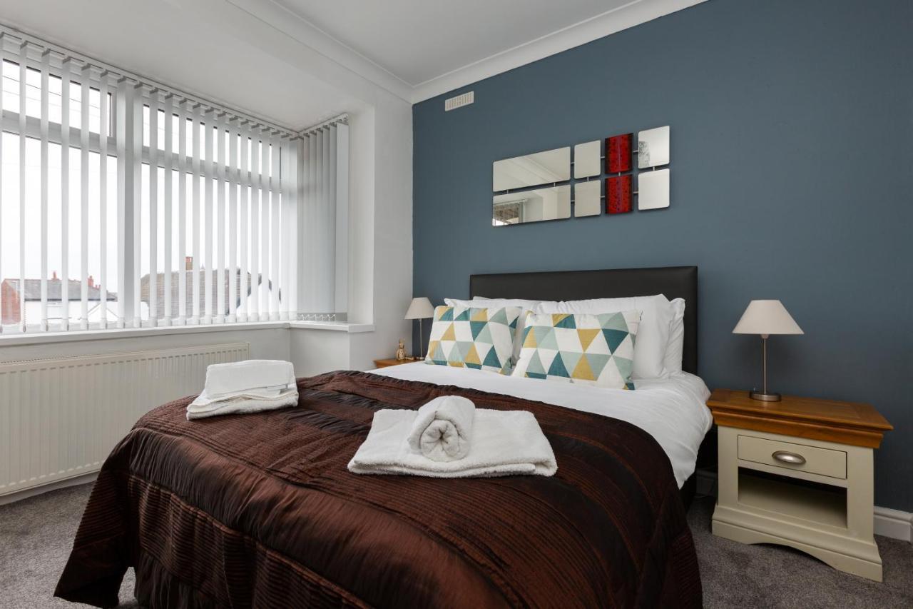 Hillside House - 2 Bedrooms Parking Wi-Fi Hospital Blackpool Luaran gambar