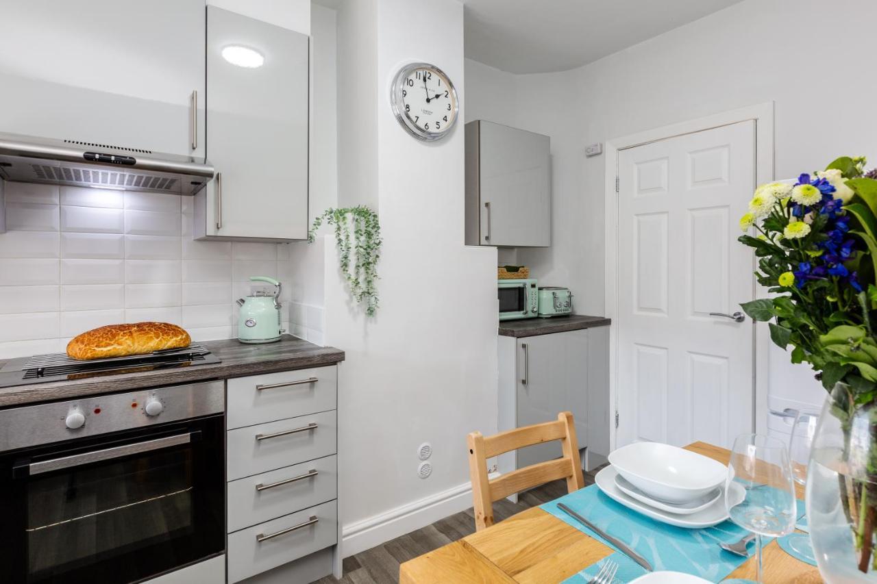 Hillside House - 2 Bedrooms Parking Wi-Fi Hospital Blackpool Luaran gambar