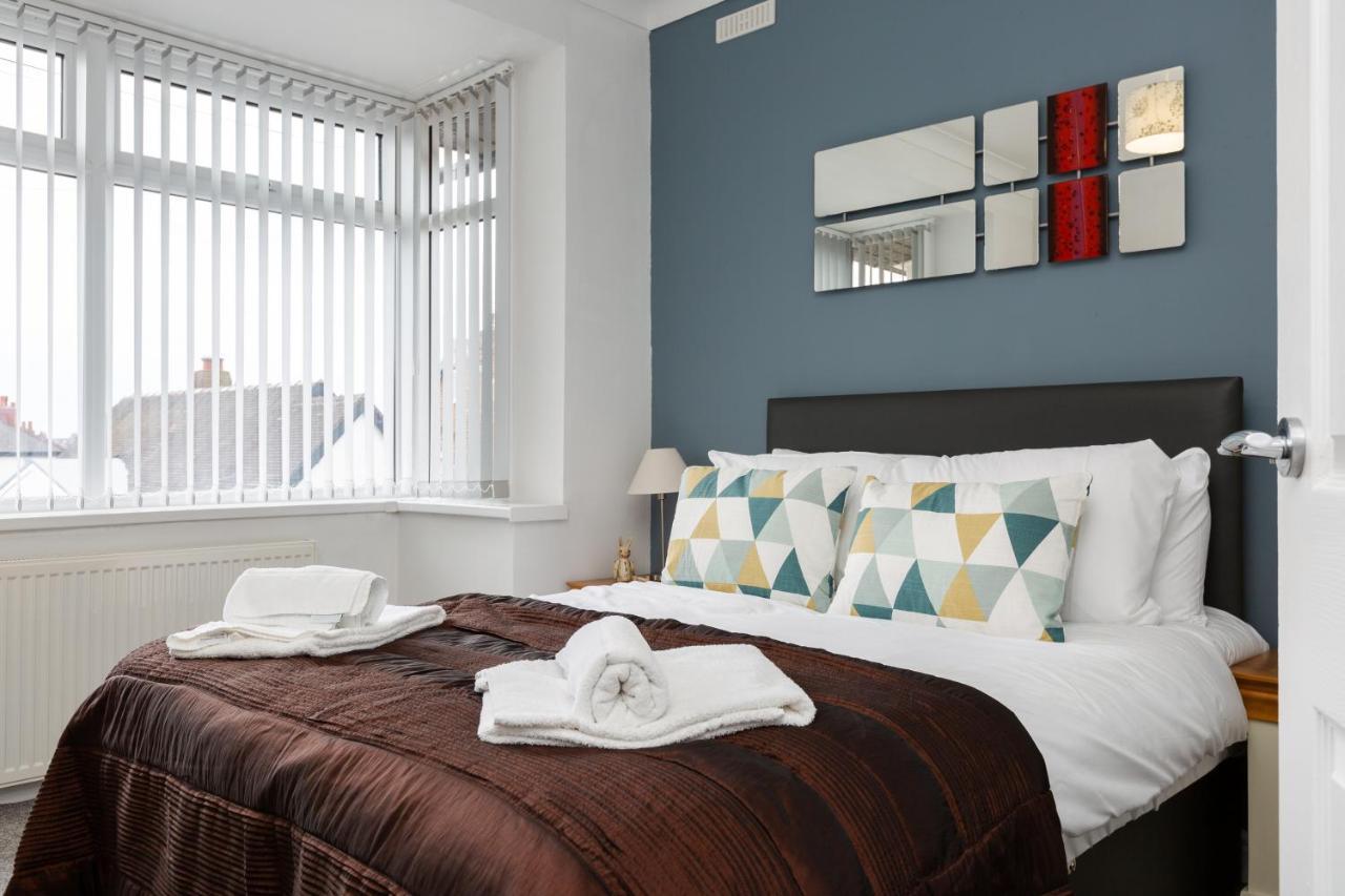 Hillside House - 2 Bedrooms Parking Wi-Fi Hospital Blackpool Luaran gambar