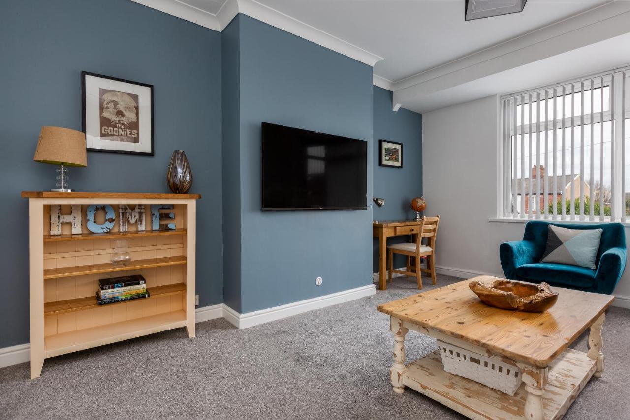 Hillside House - 2 Bedrooms Parking Wi-Fi Hospital Blackpool Luaran gambar