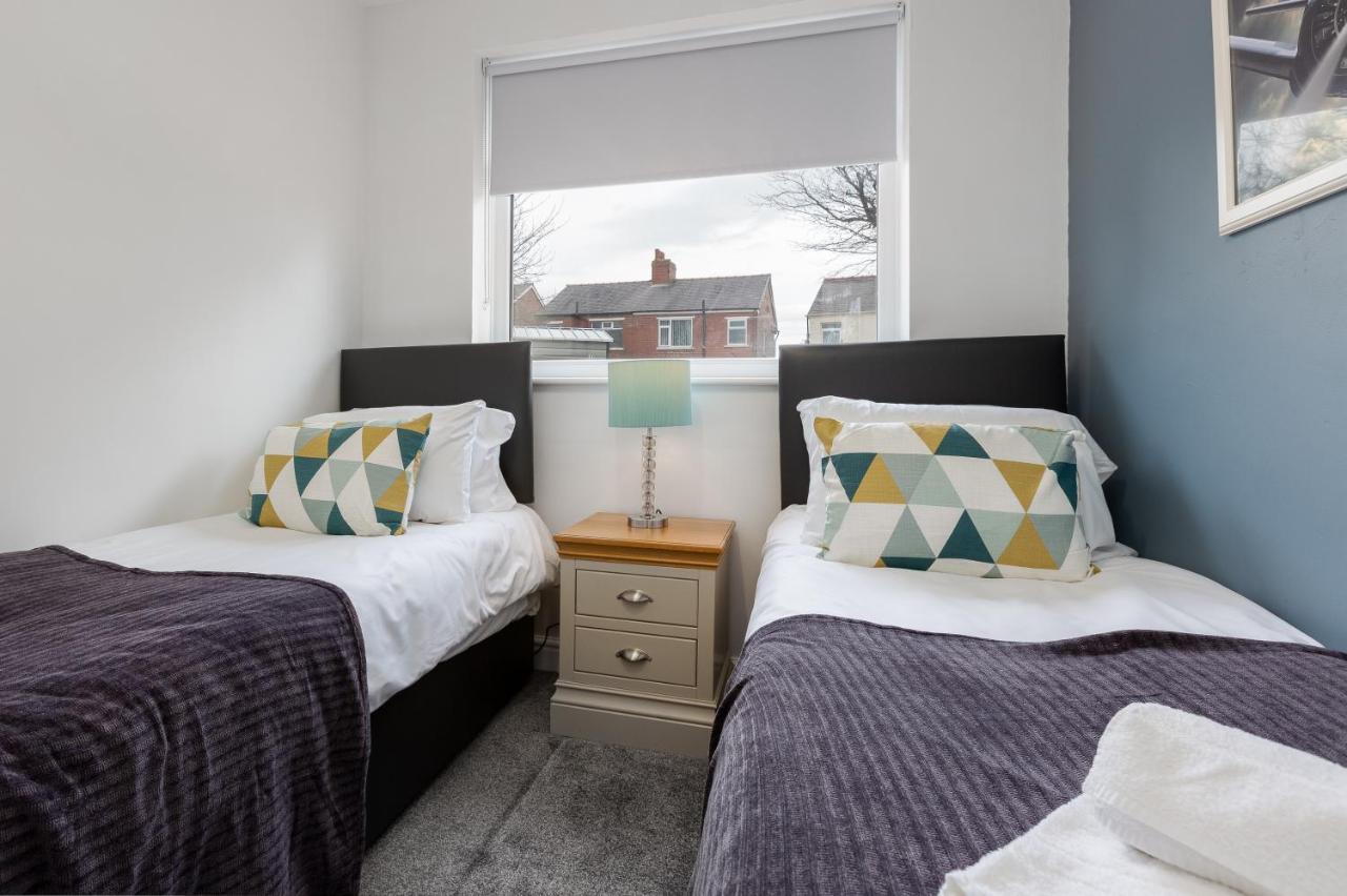 Hillside House - 2 Bedrooms Parking Wi-Fi Hospital Blackpool Luaran gambar