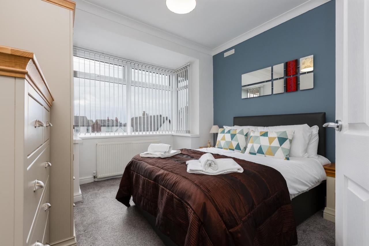 Hillside House - 2 Bedrooms Parking Wi-Fi Hospital Blackpool Luaran gambar