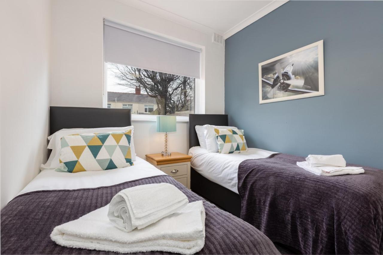 Hillside House - 2 Bedrooms Parking Wi-Fi Hospital Blackpool Luaran gambar