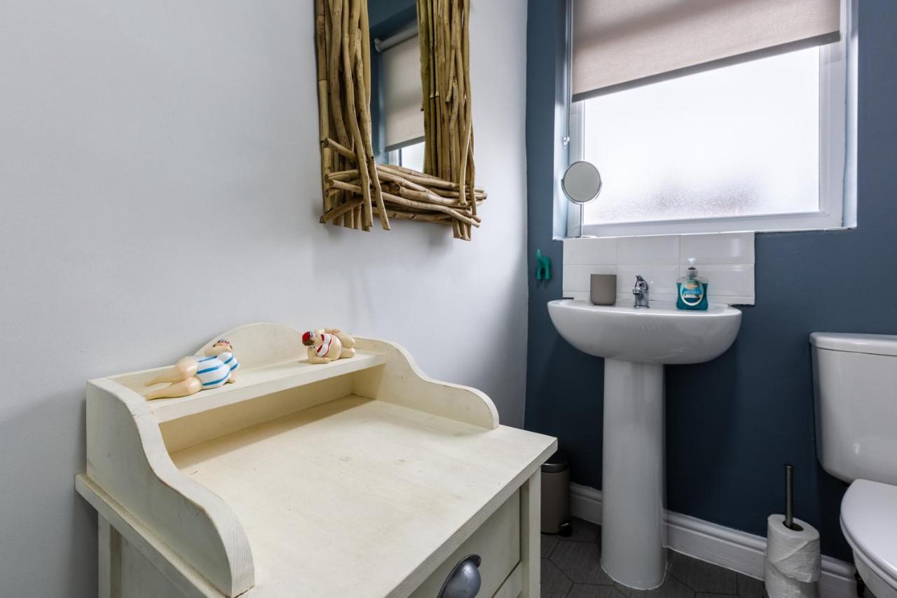 Hillside House - 2 Bedrooms Parking Wi-Fi Hospital Blackpool Luaran gambar