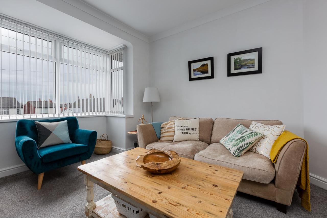 Hillside House - 2 Bedrooms Parking Wi-Fi Hospital Blackpool Luaran gambar