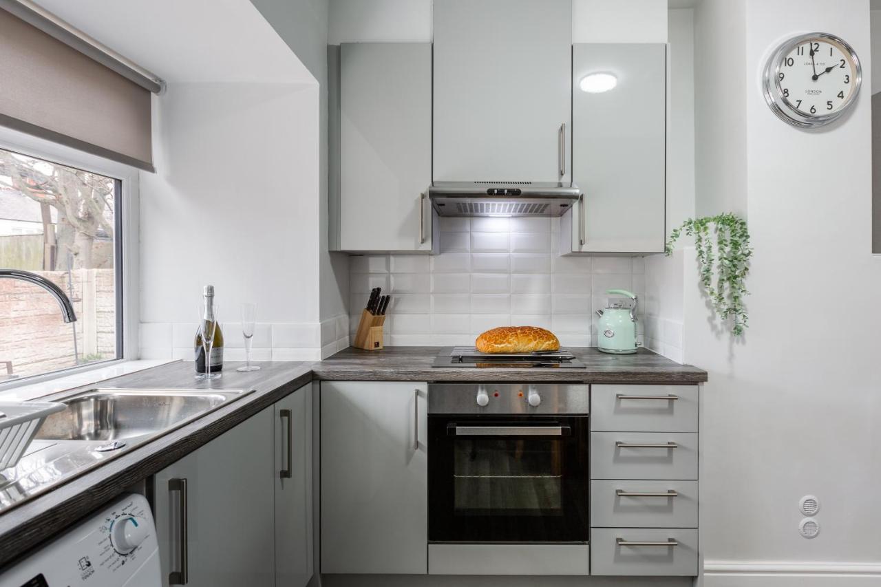 Hillside House - 2 Bedrooms Parking Wi-Fi Hospital Blackpool Luaran gambar