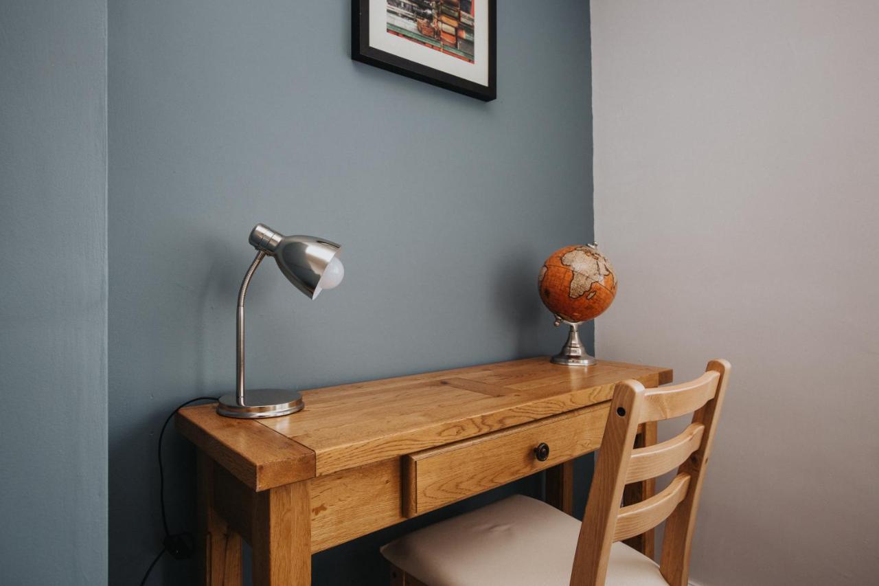 Hillside House - 2 Bedrooms Parking Wi-Fi Hospital Blackpool Luaran gambar